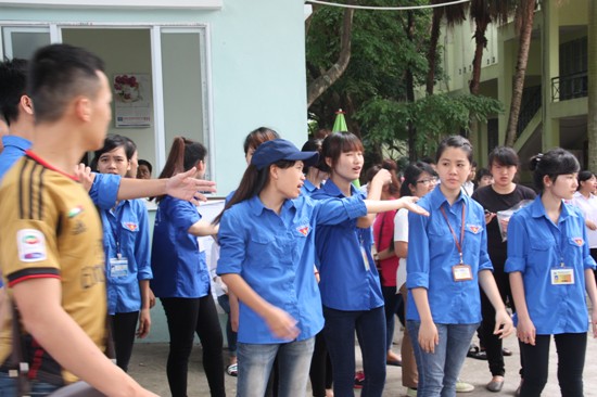 Niềm vui sau khi hoàn thành môn thi cuối ảnh 4